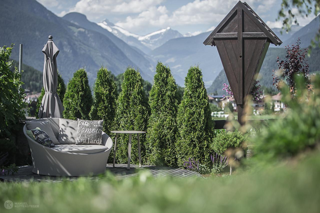 Hotel Garni Hochgruber Brunico Kültér fotó