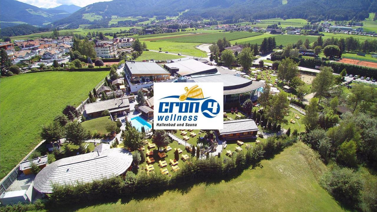 Hotel Garni Hochgruber Brunico Kültér fotó