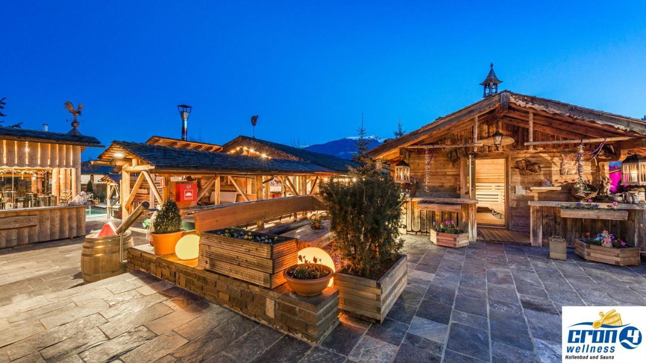Hotel Garni Hochgruber Brunico Kültér fotó
